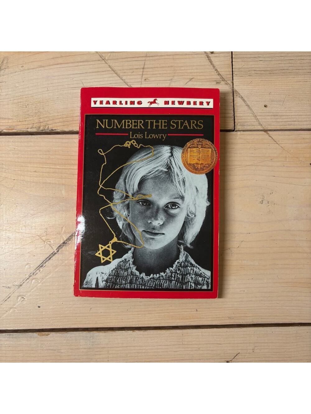 Number the Stars Book by Lois Lowry